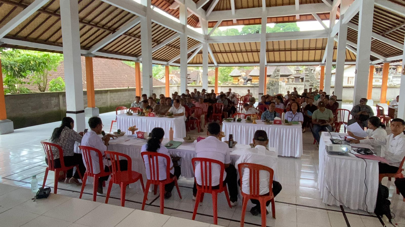 Musyawarah Desa Khusus Pembentukan Koperasi Desa Merah Putih Desa Ngis