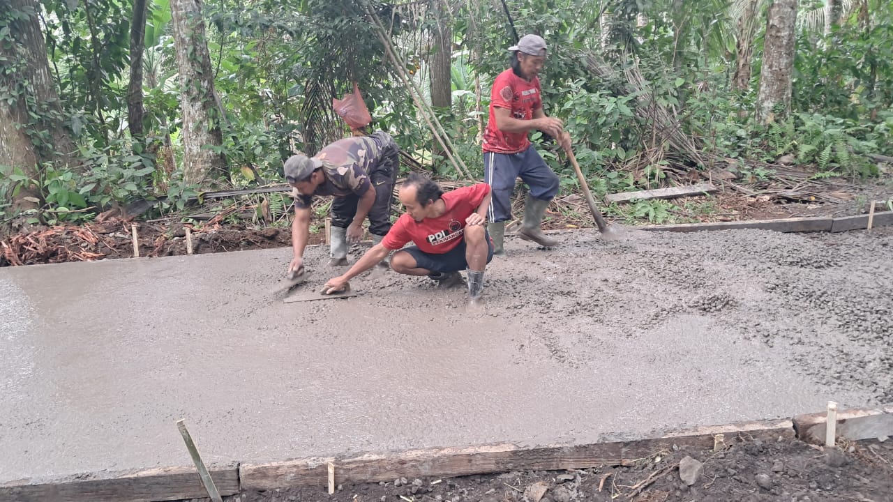 Rabat Beton Lingkungan Dalem